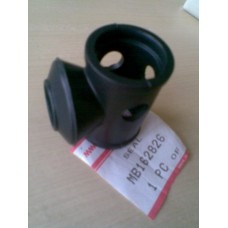 MB162826 CANTER DREKSİYON KISA ROT KEÇE